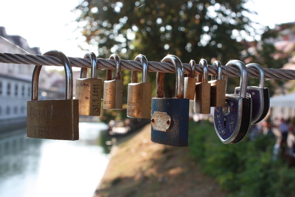 locks, love, love locks-2676983.jpg